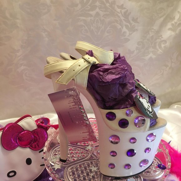 AMAZING vintage sky high platforms with hello kitty and crystal details! - Picture 6 of 16